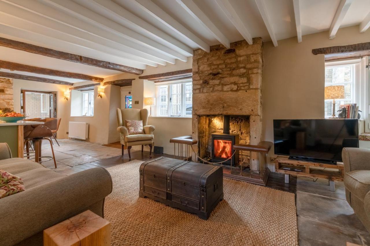 Farthingdales Villa Burford Exterior photo